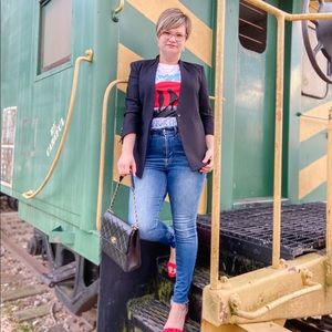 Meet your Posher, Jessica